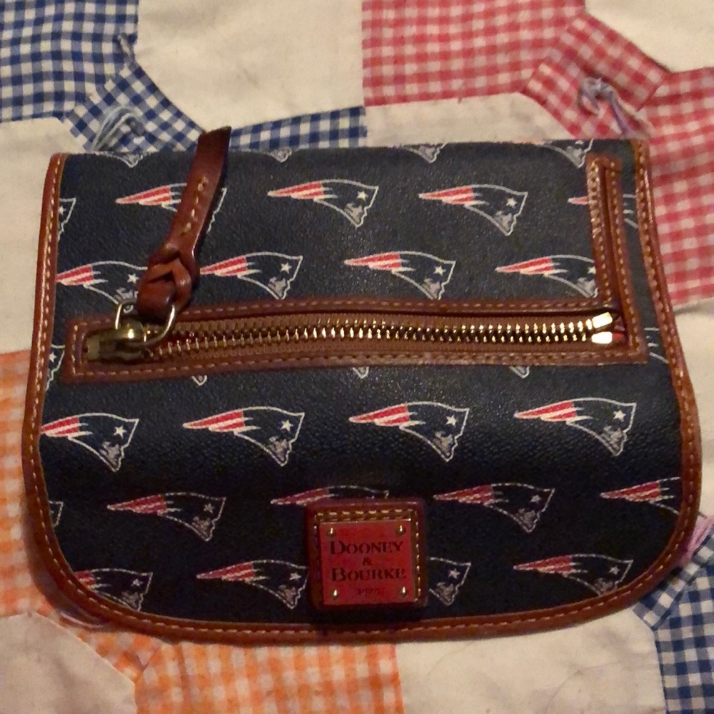 Dooney & Bourke Wallet